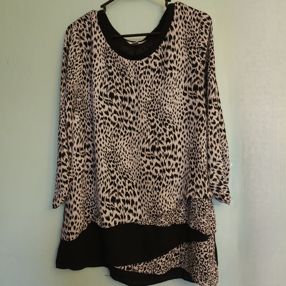 Christopher & Banks EUC Leopard Print Black and White Women's Top • Size L - Picture 4 of 11
